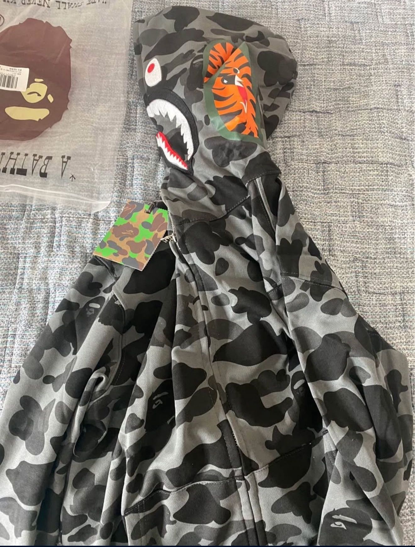 Bape Medium Břand Neŵ NEGOTIABLE