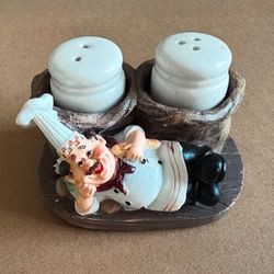 Vintage Chef Salt and Pepper Set
