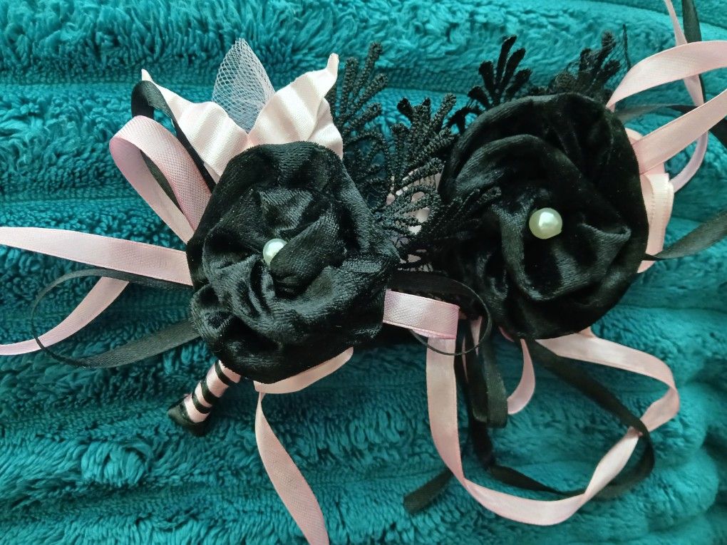 Corsage