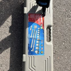 Three-quarter inch socket set Three-quarter inch socket set