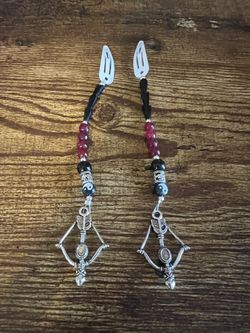 White Hair Clips With Beads And Bow And Arrow Charms 
