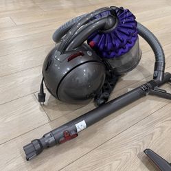 Dyson Cinetic Big Ball Animal Vacuum