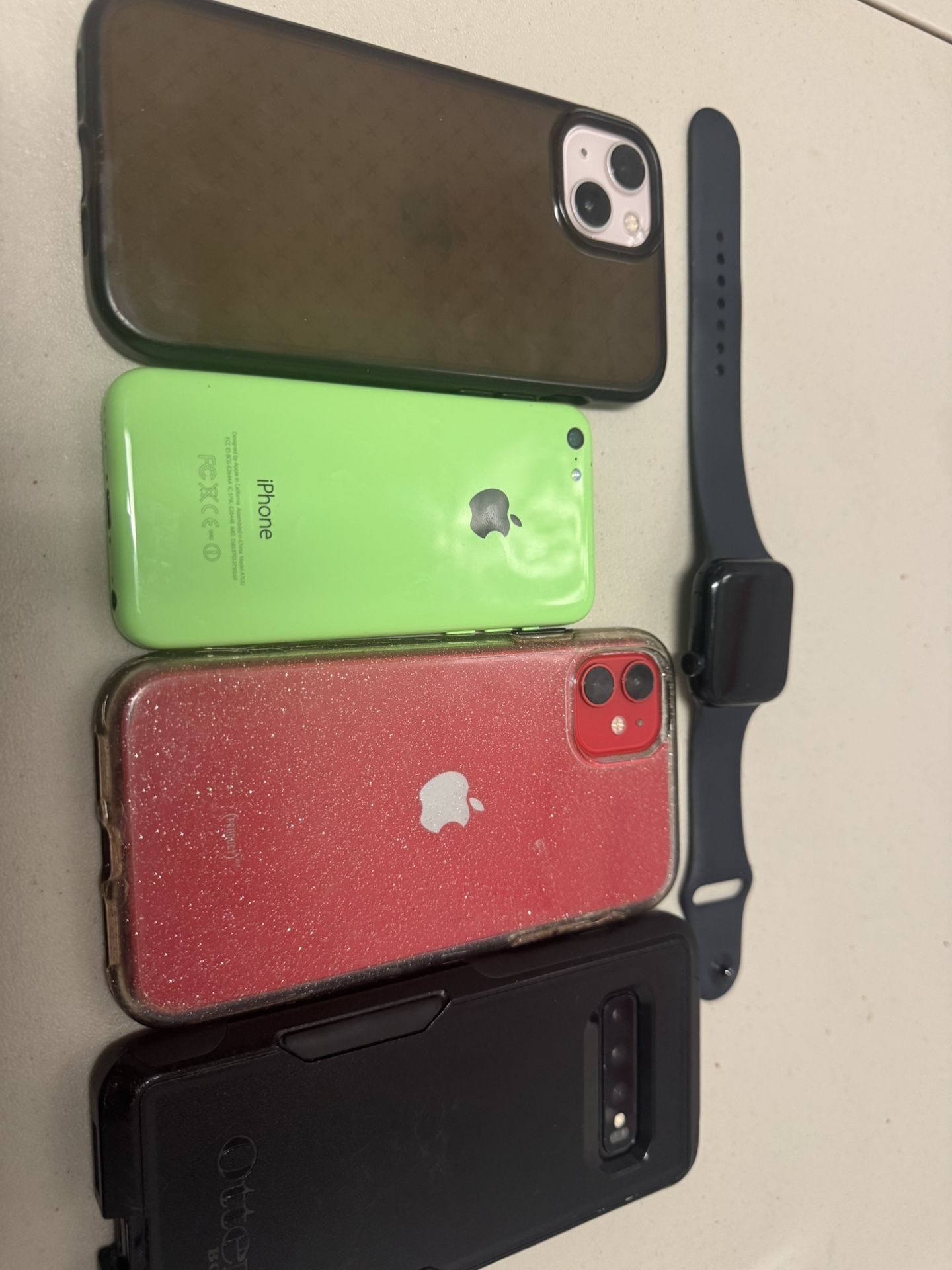 iPhones/Galaxy/AppleWatch