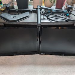 (2)Viewsonic Monitors With Stand And Cables