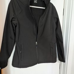 (NEW) Storm Creek Jacket
Waterproof / windproof Womens