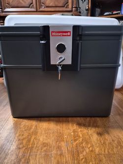 Honeywell Safe