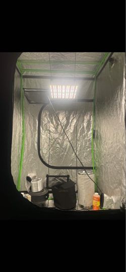 Grow tent