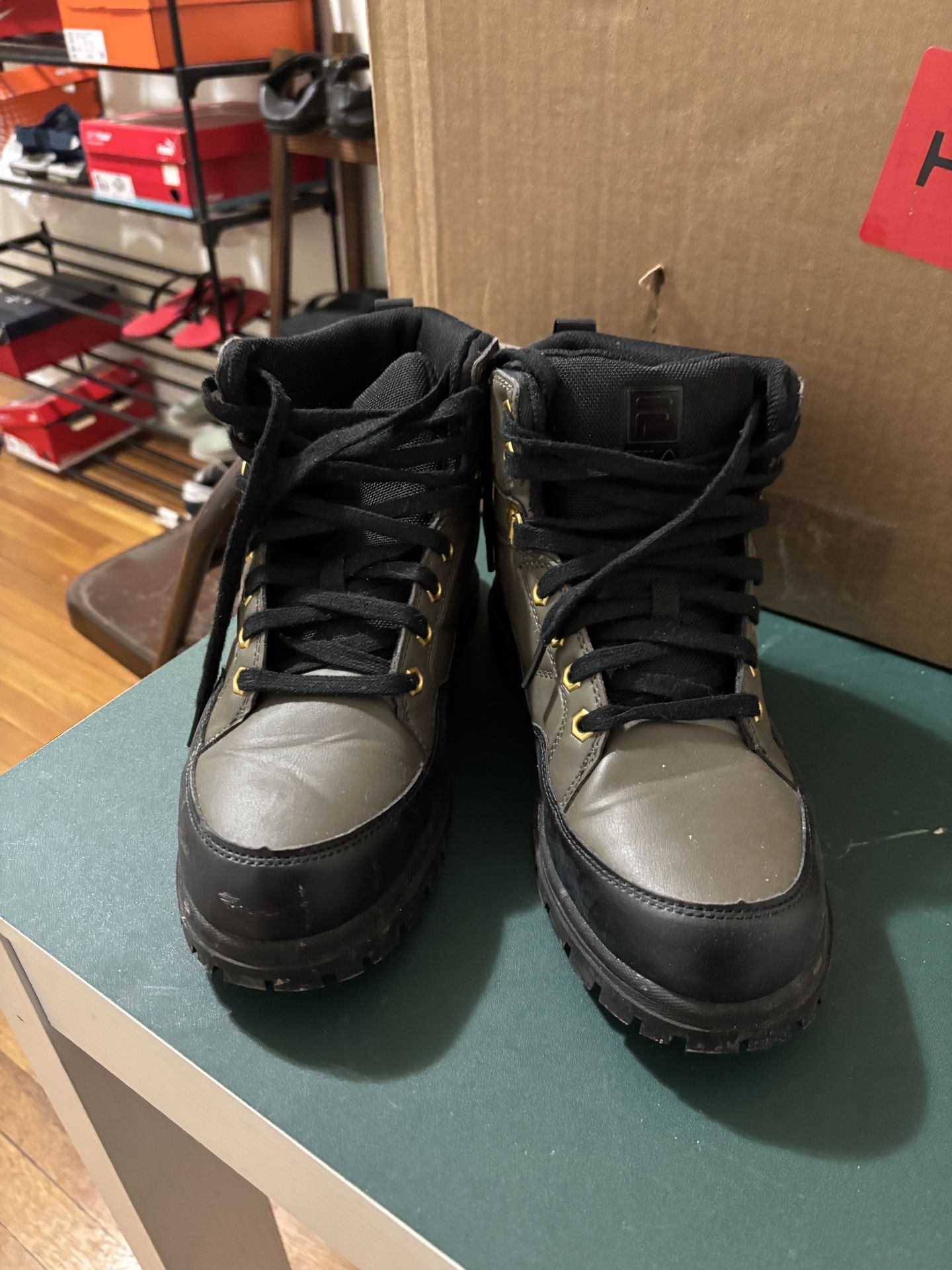 Snow Shoe For Men Size 8.5