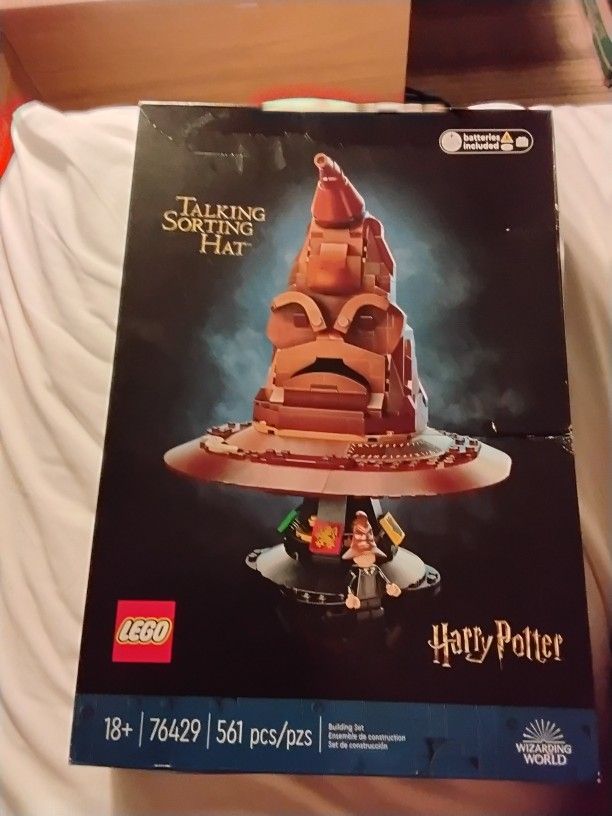 LEGO Harry Potter: Talking Sorting Hat 76429
