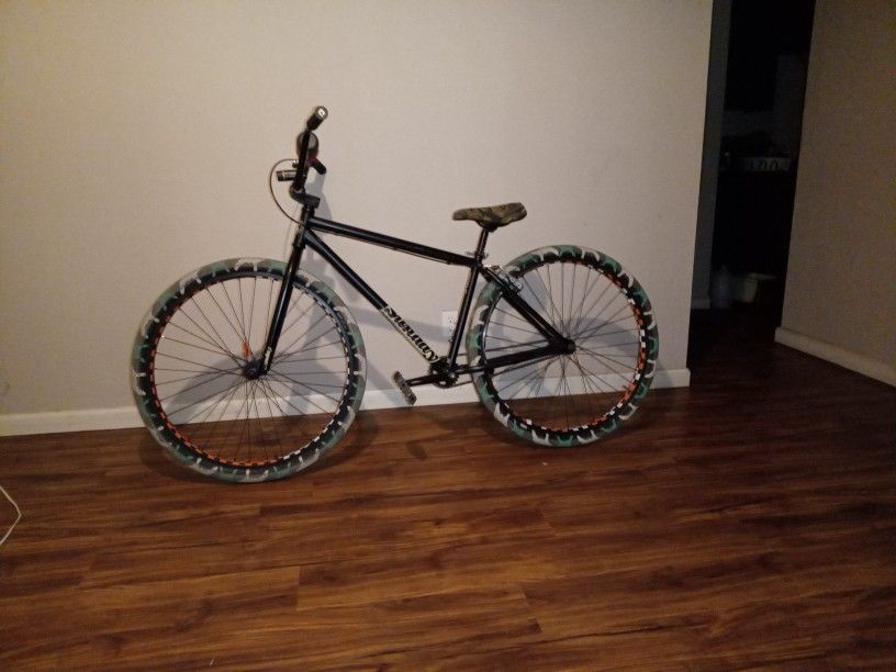29" Sunday Bike Lots Of Upgrades