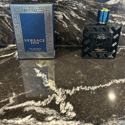 Versace Cologne 