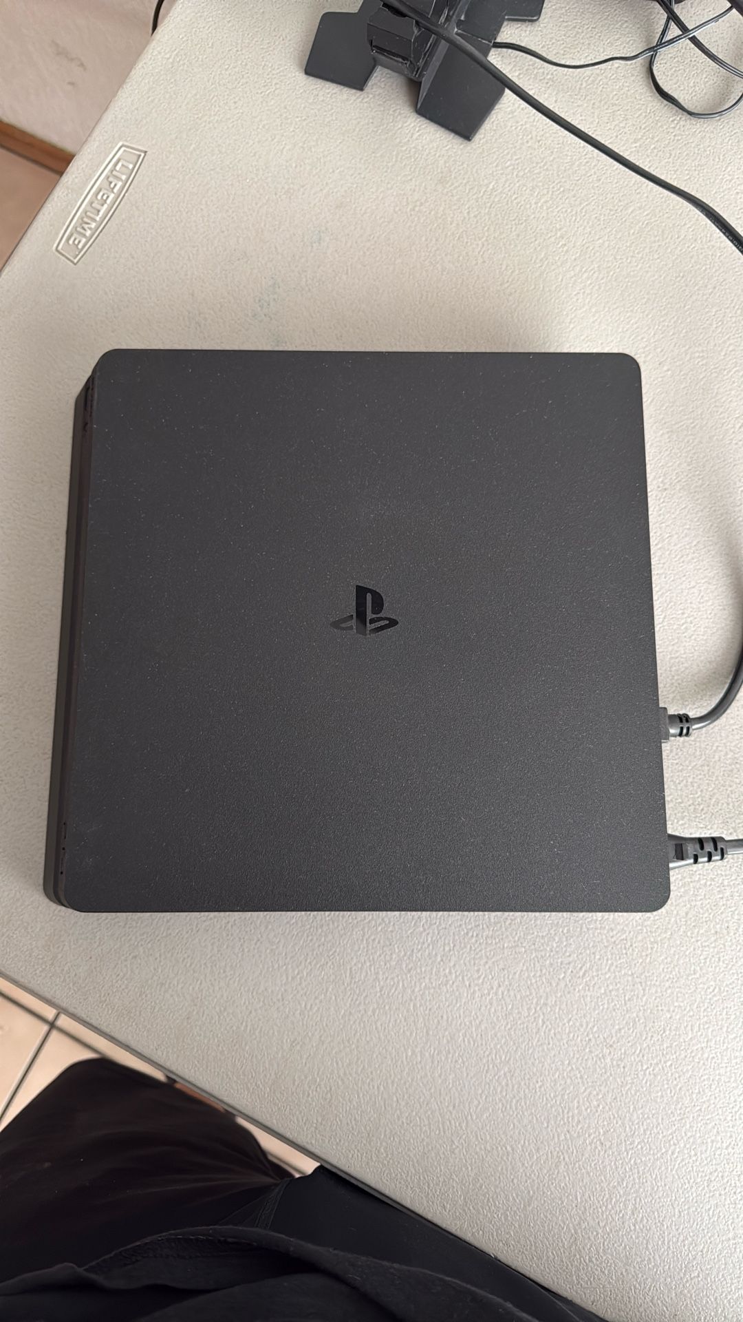PS4, Controller and Charger