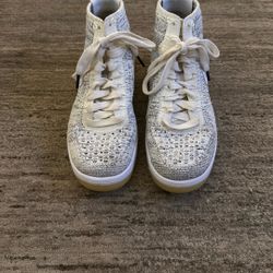 Nike Flyknit Air Force 1