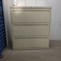 Metal File Cabinet With Key For Legal Or Letter 