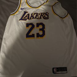 Lebron James Jersey  XXL