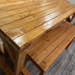 STUDDSTYLE wooden Table