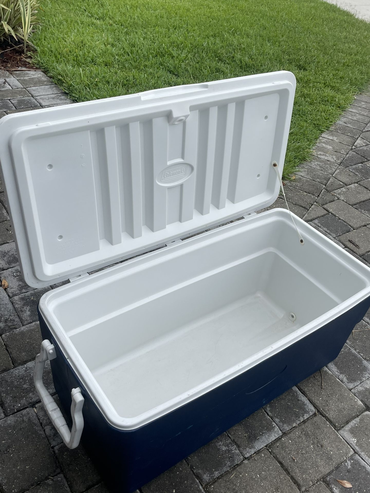 Large Cooler!