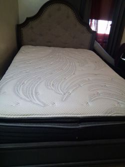 King size bed