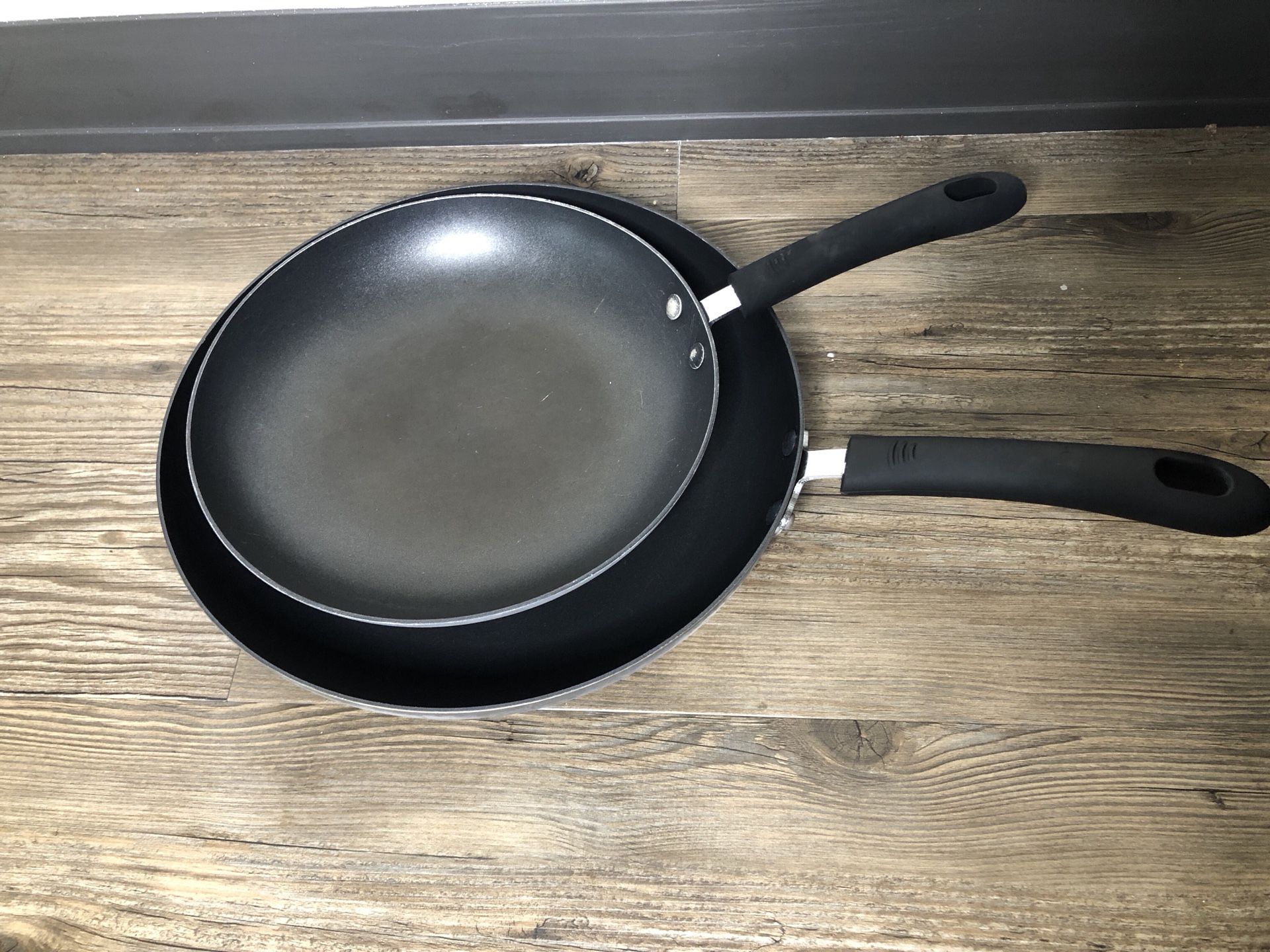 Set of Kitchen Pans