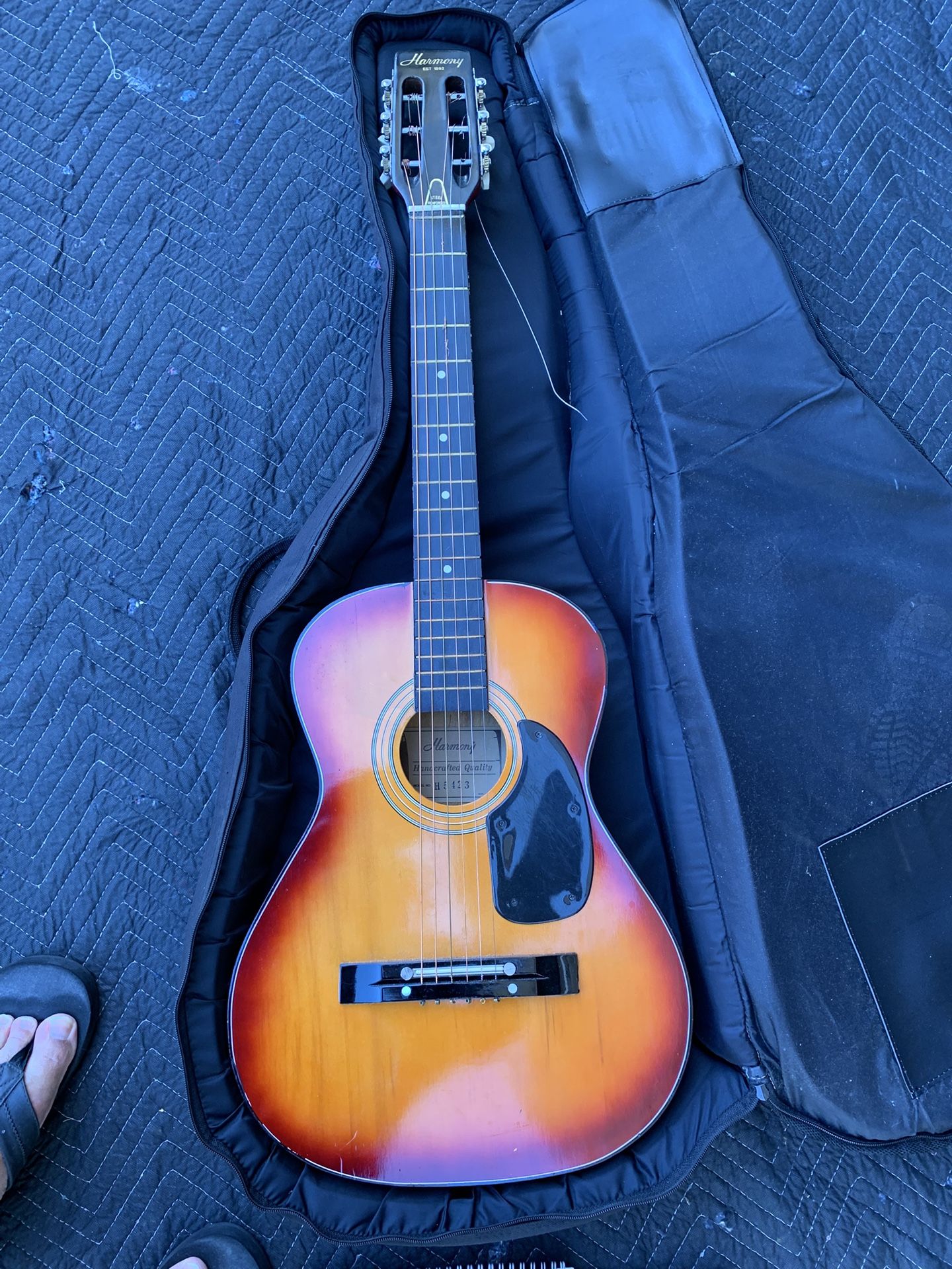 Harmony H5123 Acoustic Guitar w/Case and Books 3/4 Size Perfect Student Guitar 