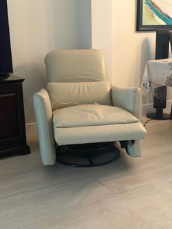 Matching Recliners - 2 months new