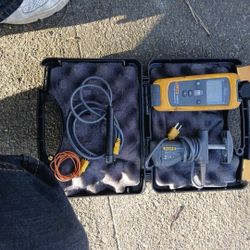 Fluke T3000 Fc And Also Fluke 80pk-8
