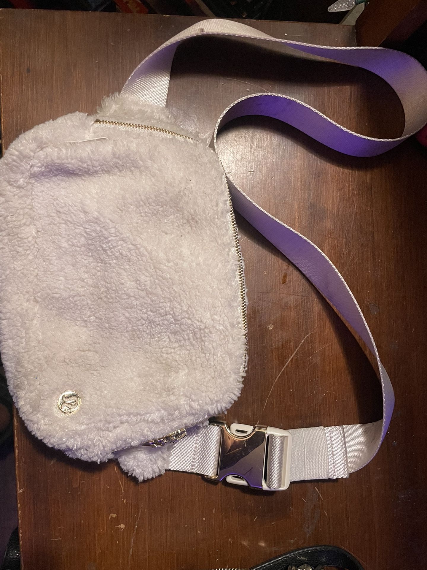 Lululemon Everywhere Belt Bag