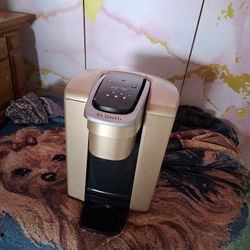 Kuerig W/ K-CUP HOLDER 🥳