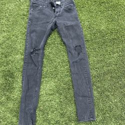 Ripped Jeans