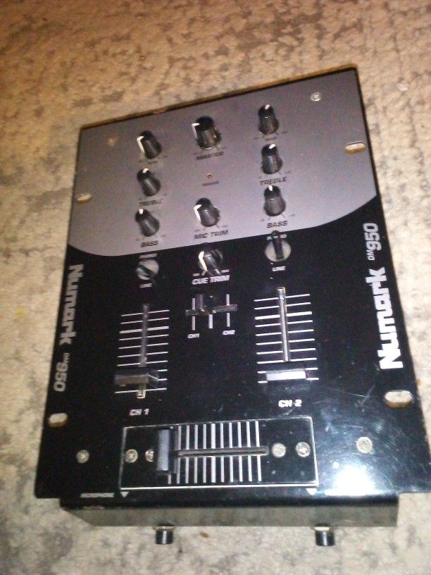 Numark Dm950 Two-channel Mixer