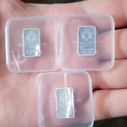 Set Of 3 Scottsdale Silver 1g Bars W/ Case (As Pictured)