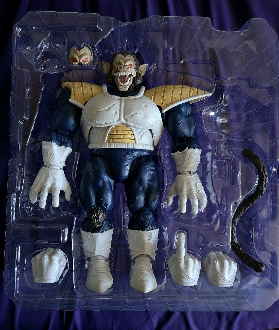 Great Ape Vegeta S.H. Figuarts Action Figure