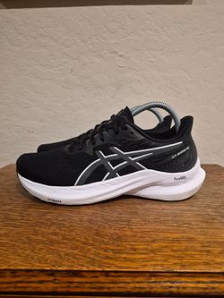 ASICS GT-2000 12 Athletic Running Shoes 
Women's Size US 8