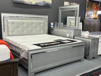 Mega sale king size bedroom set financing available