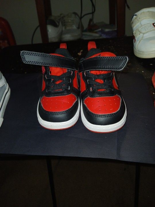 Kids Shoes Size 6
