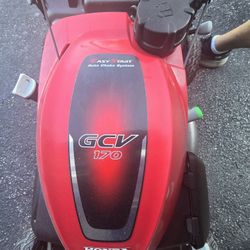 Honda 21in. 3 In 1 Variable Speed Gas Walk Behind Self-propelled Lawn Mower With Auto Choke. Model # HRN216VKA 