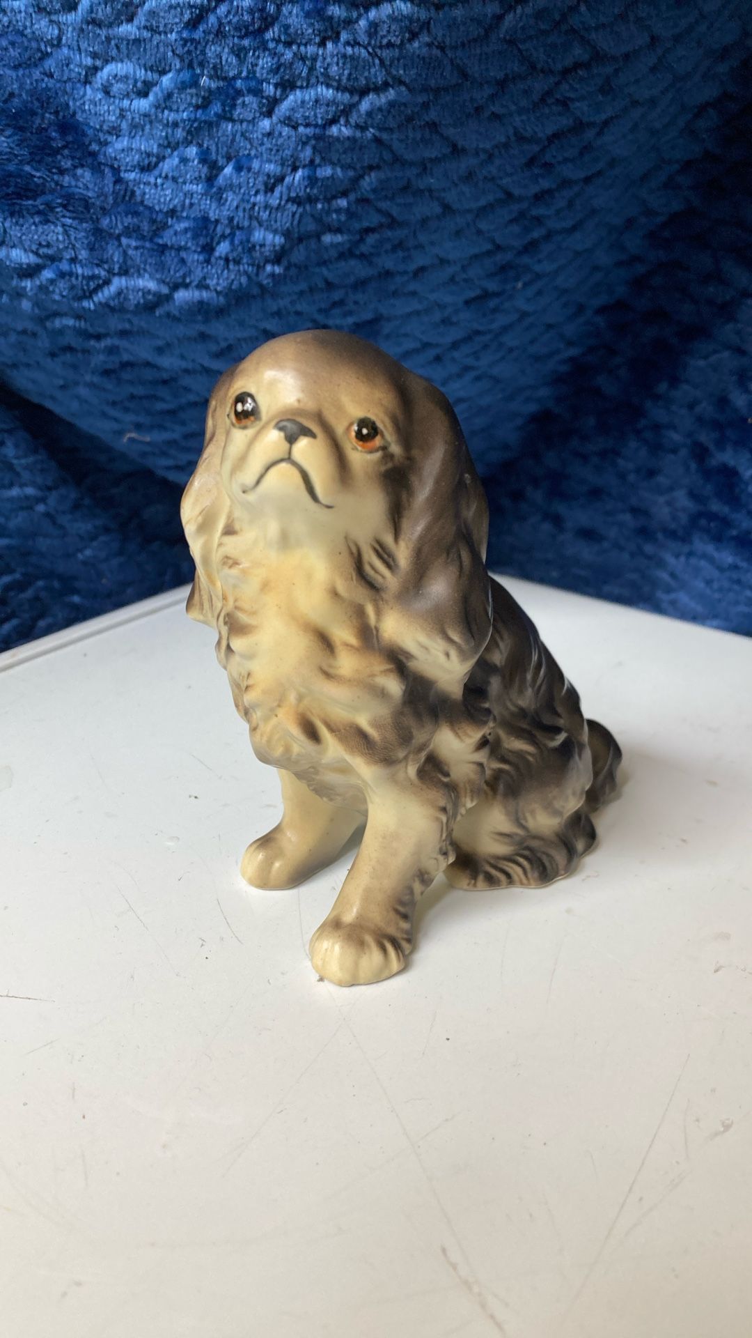 Ceramic English spaniel dog figurine
