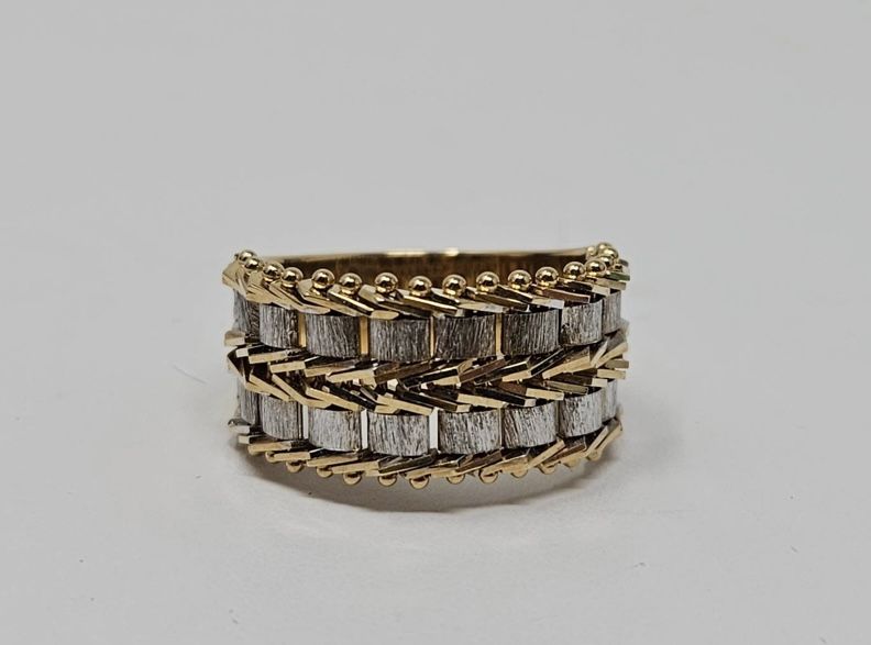 —-/Yellow-white Gold Brushed Satin Panther Watch Link Chain Band. Size 6.5