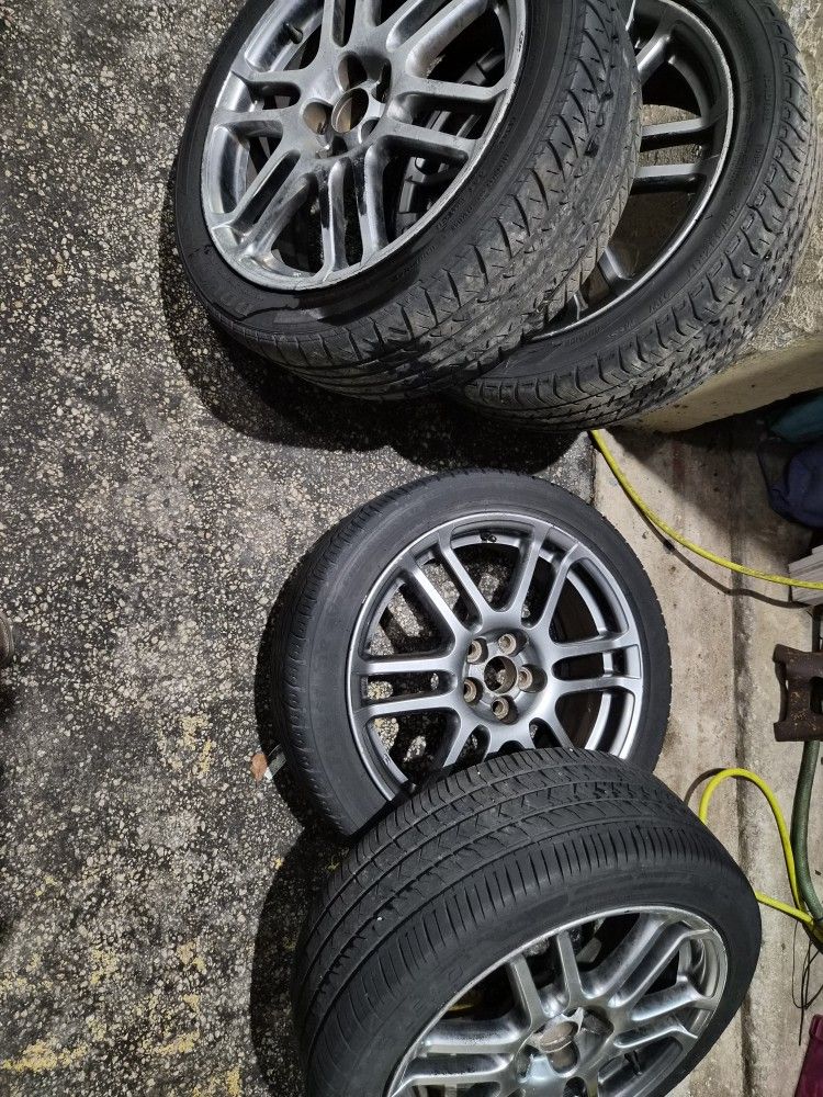 03/06 Toyota Sion Tc, Shock Wheels