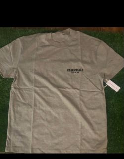 Essential tee Size L