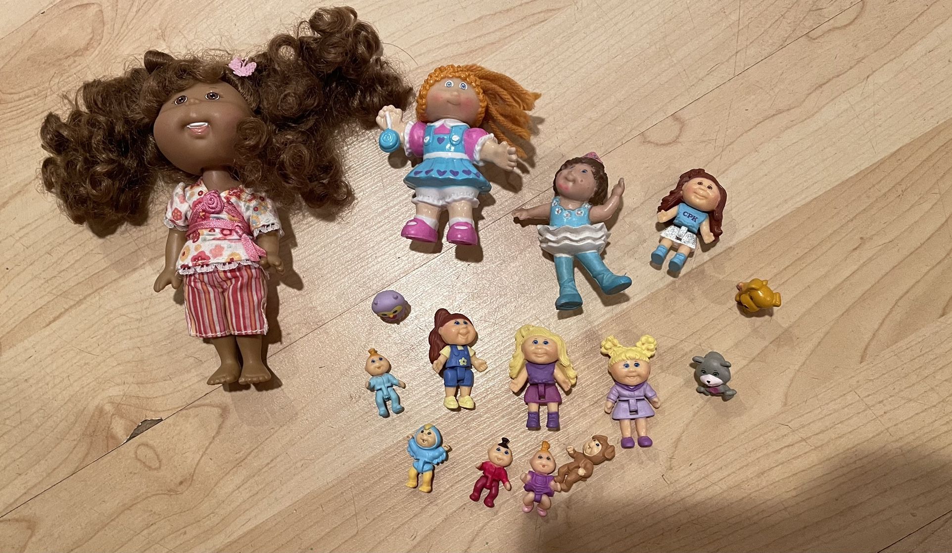Cabbage Patch Dolls Figurines