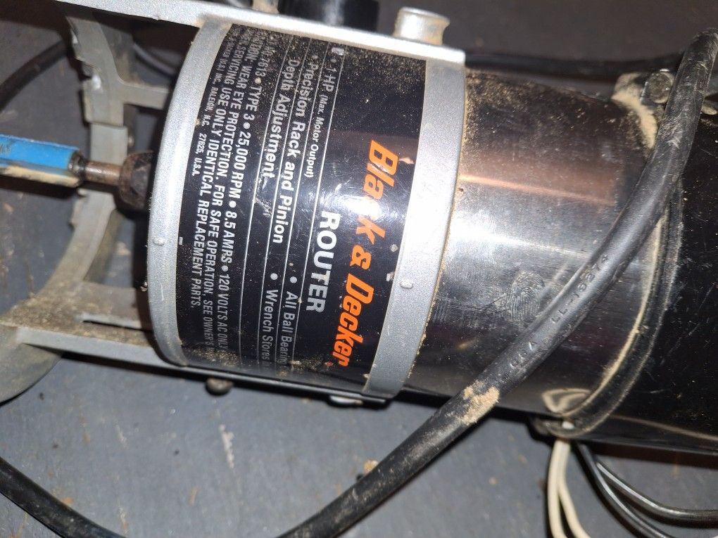 Black + Decker Router