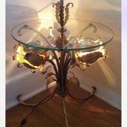 Hollywood Regency talian Gilded Flower Side Table by Hans Kögl