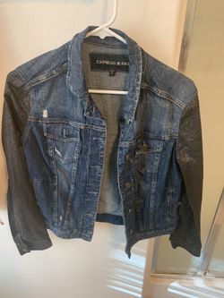 Express black and denim jacket !