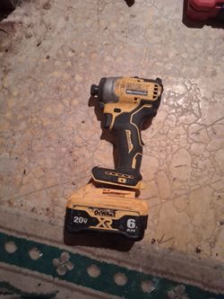 DeWalt 20V Brushless Impact Driver with 6Ah Battery