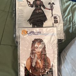 Men & Women’s Costumes