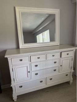 White dresser For Sale $200 OBO
