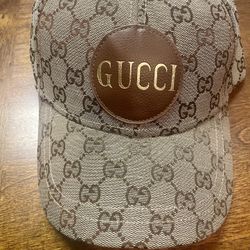 GUCCI GG CANVAS MONOGRAM BASEBALL LOGO HAT UNISEX