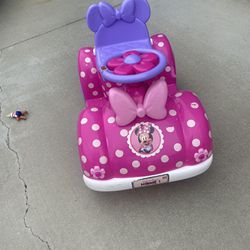 Minnie Mouse Electric Car 🚗 