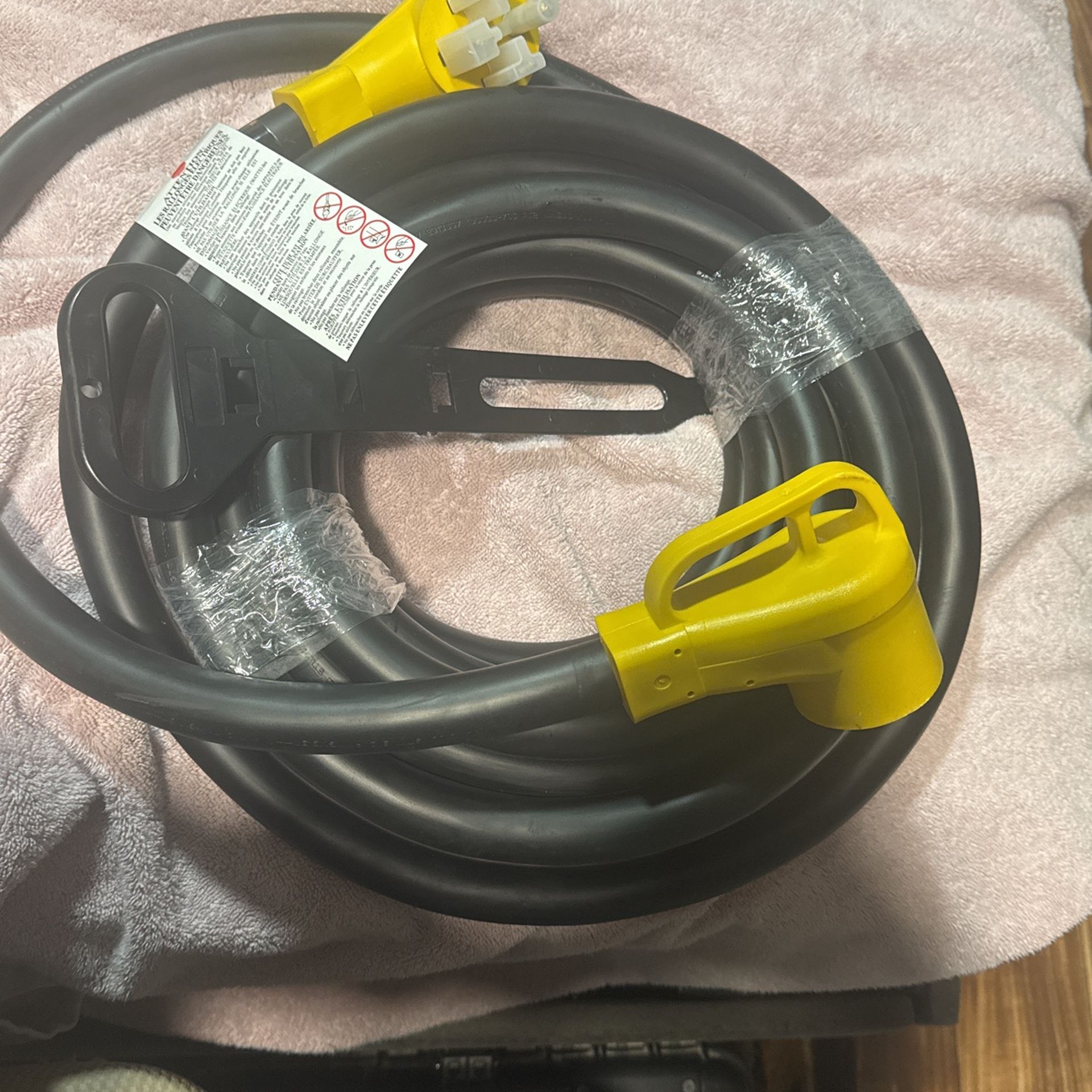 30ft- 50AMP CAMCO Power Grip RV Cord